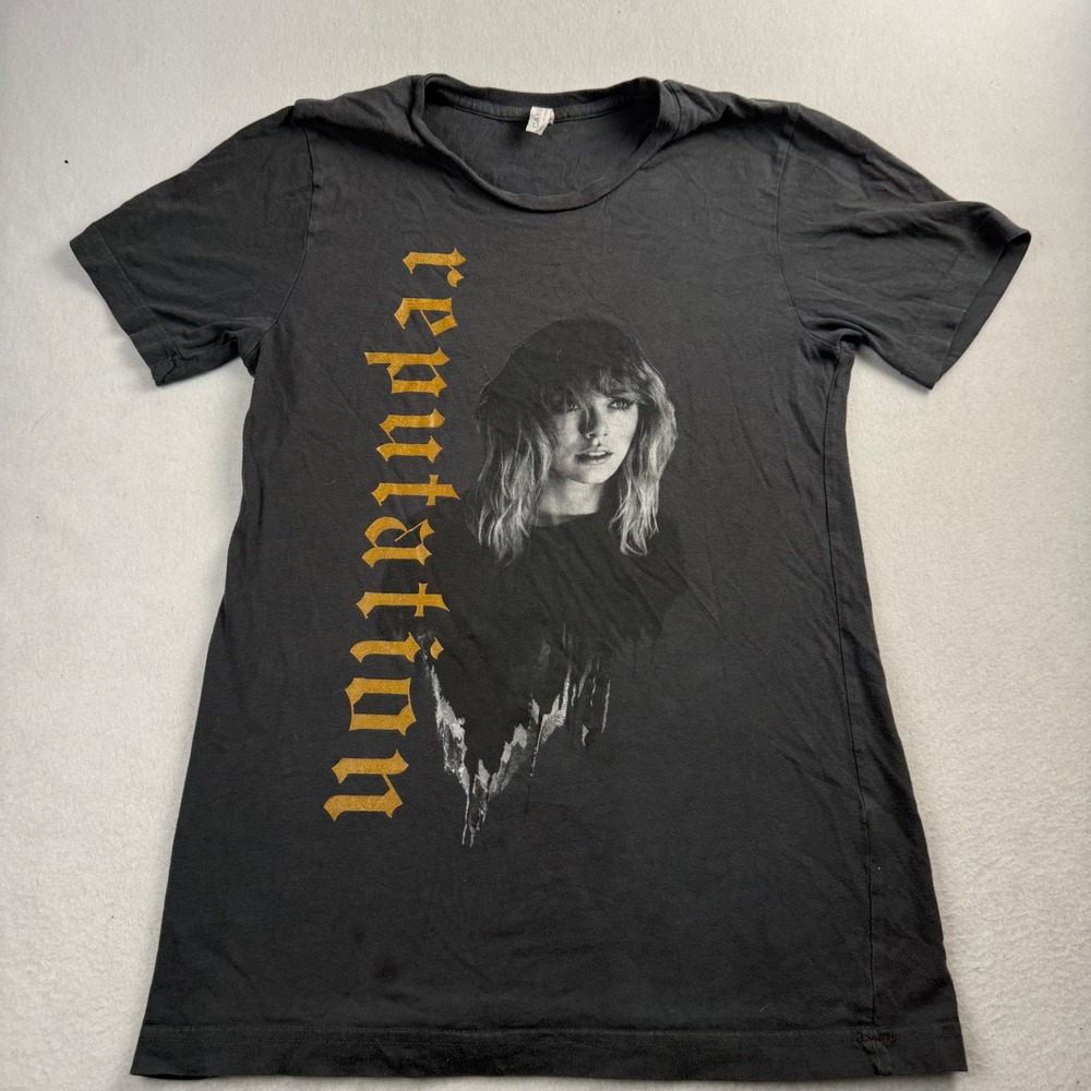 Taylor Swift Reputation Stadium Tour T-Shirt Gray Gold‎ Graphic Womens Small